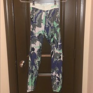 Nike leggings